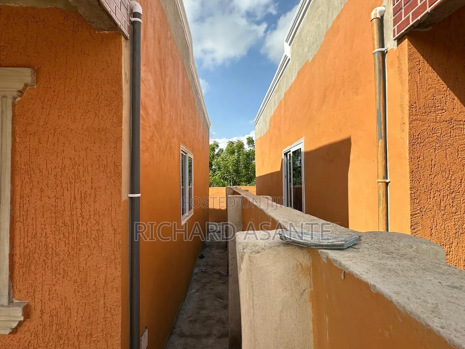 2bdrm House in Pokuase for sale