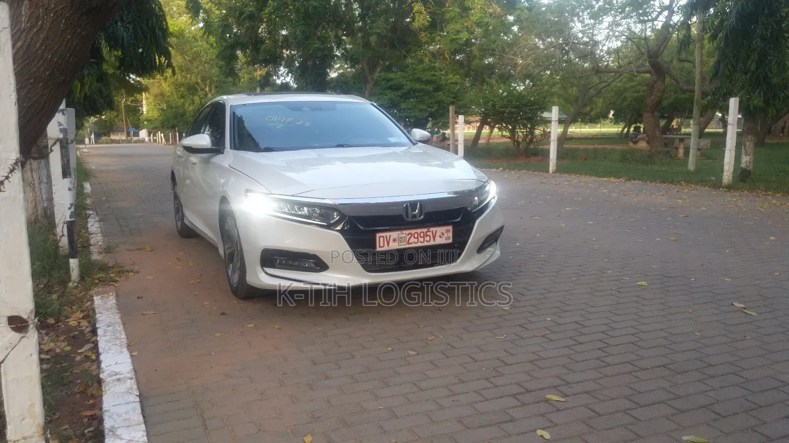 Honda Accord EX-L (2.0L 4cyl Turbo 10A) 2019 White