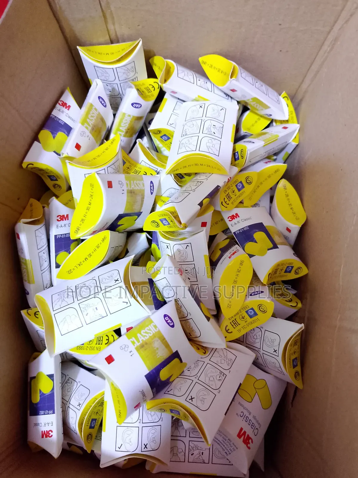 3m Classic Earplugs.