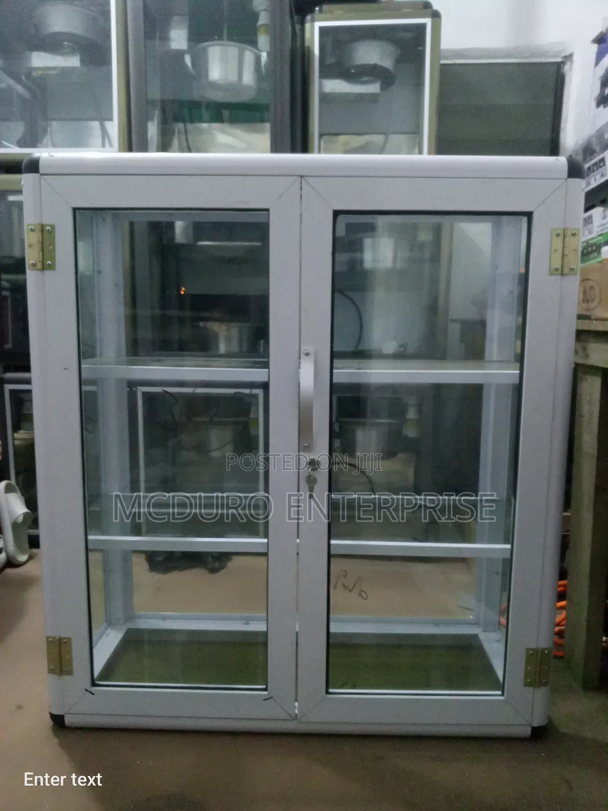 Showcase Glass