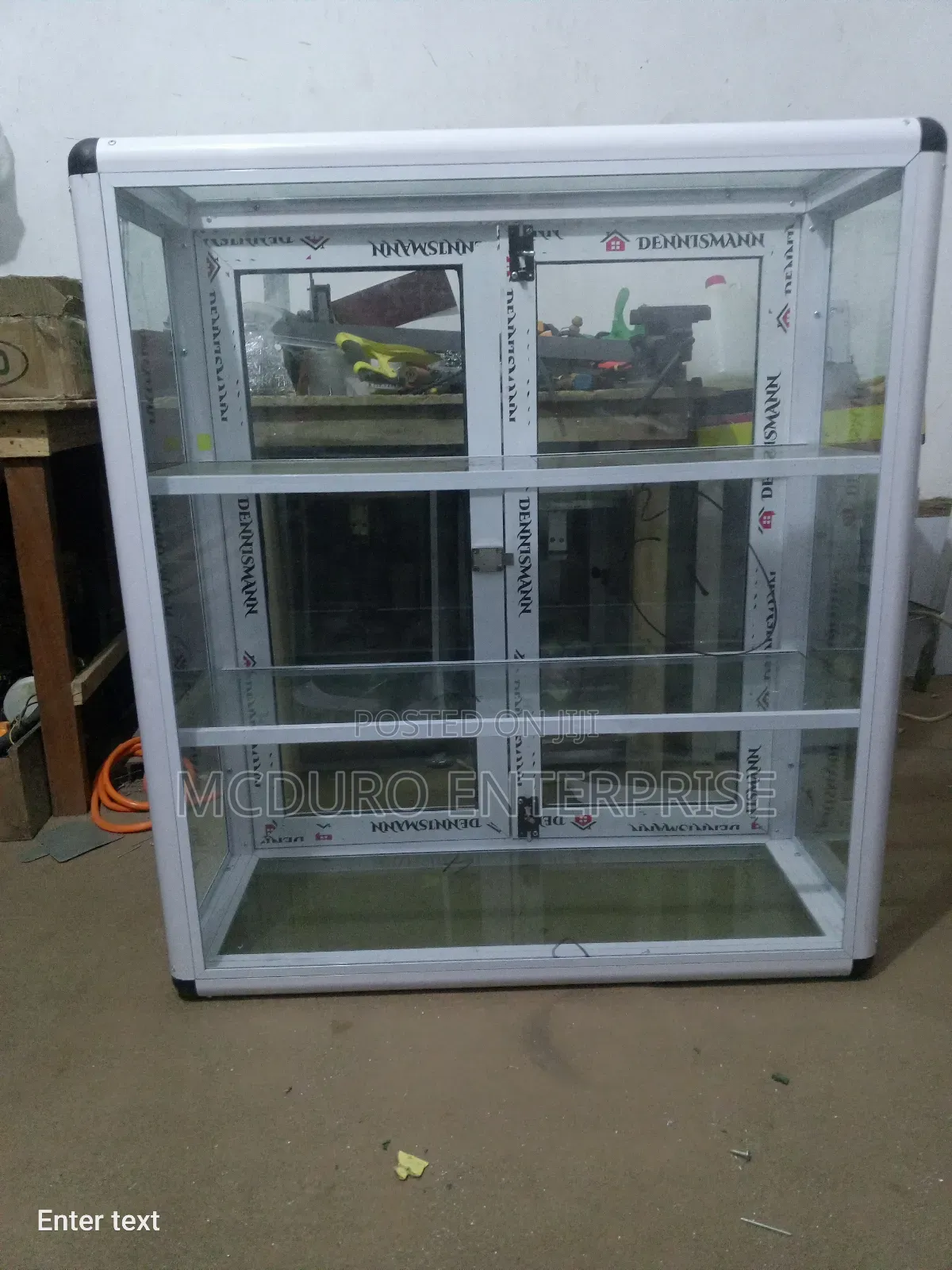 Showcase Glass