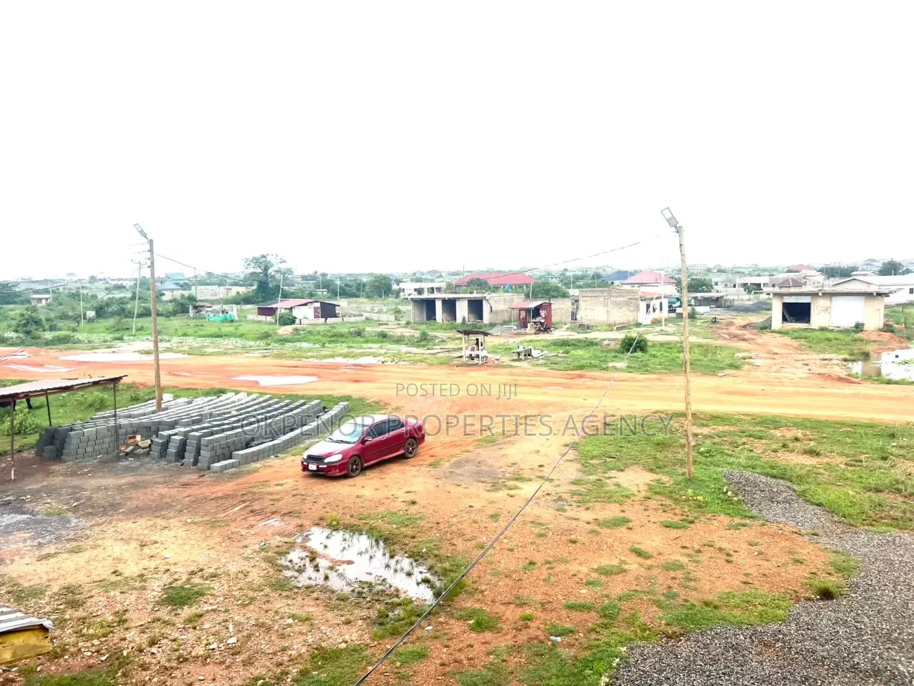 8shops for Sale at Apolonia