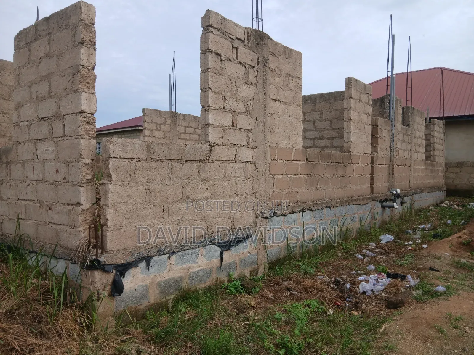 4bdrm Mansion in 4 Bedroom Incomplete, Tema Metropolitan for sale