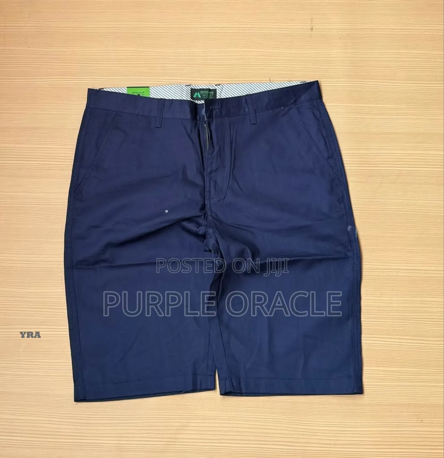 Relaxed Fit Khaki Shorts for Casual Wear