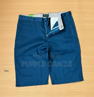 Relaxed Fit Khaki Shorts for Casual Wear