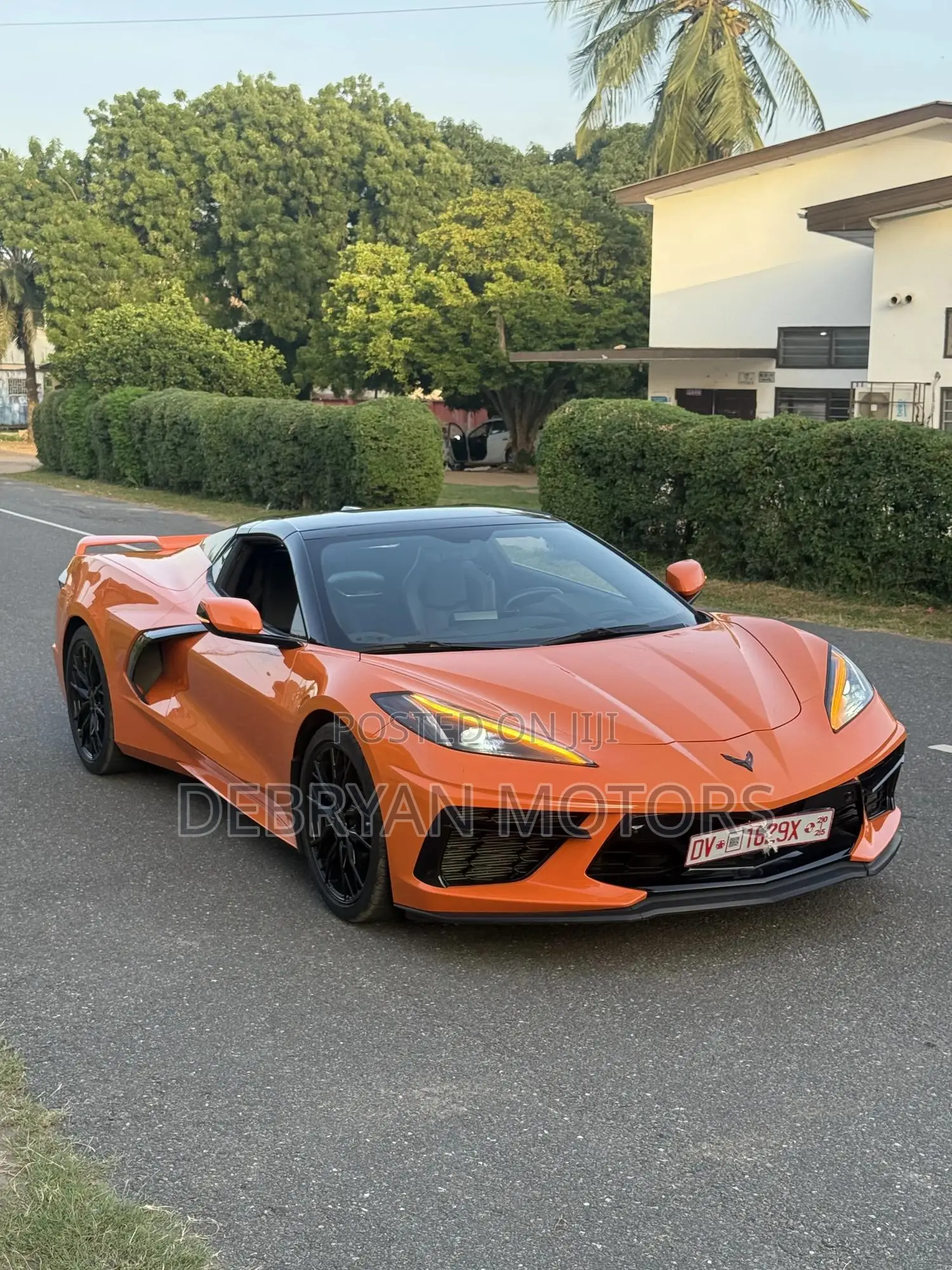 Chevrolet Corvette 2023 Orange