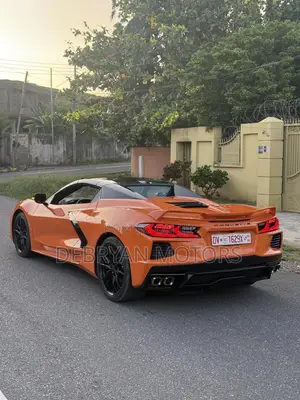 Chevrolet Corvette 2023 Orange