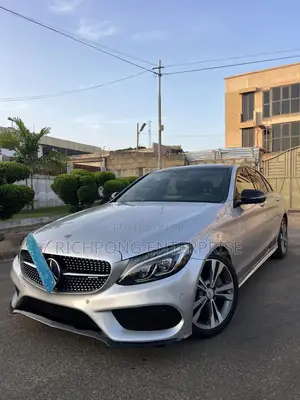 Photo - Mercedes-Benz C300 Base C300 AWD 4MATIC Sedan 2018 Silver