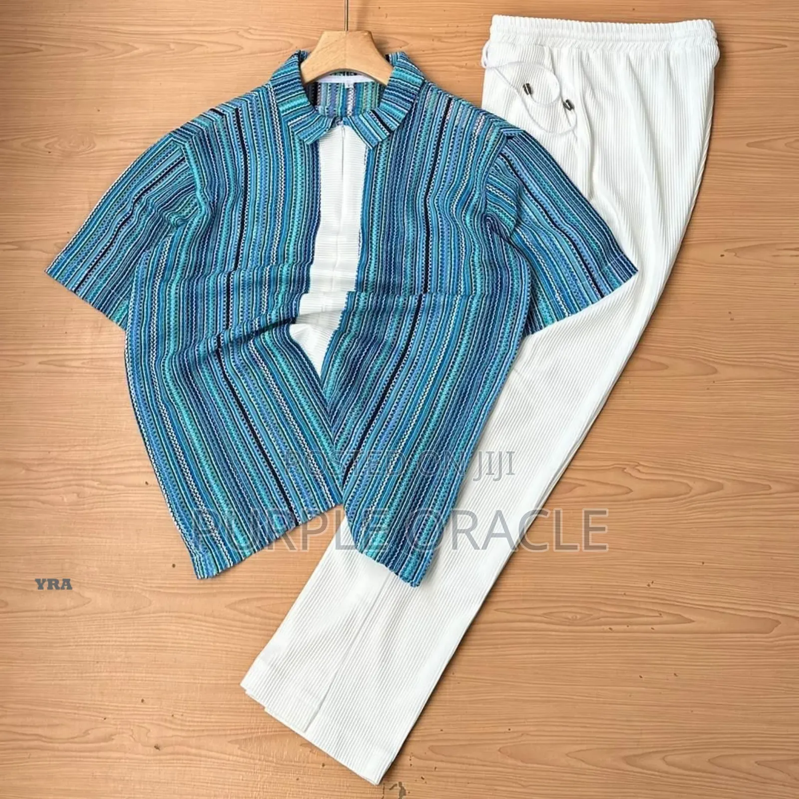 Sleek Elegant Two-Piece Men's Kaftan.