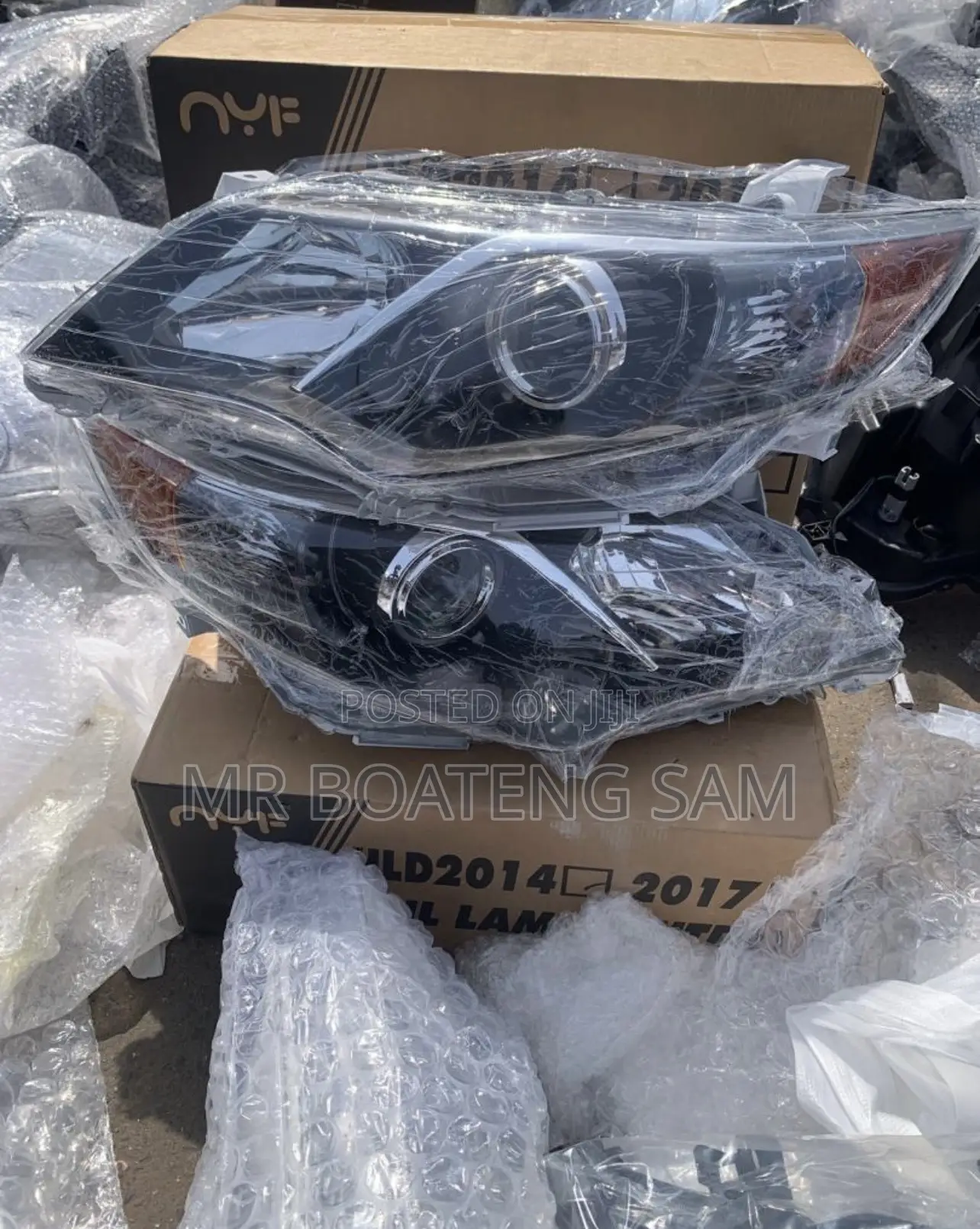 Toyota Camry Spider 2013 Headlight