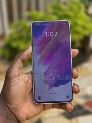 Samsung Galaxy S21+ 5G 128 GB Purple