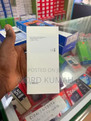 New Samsung Galaxy A06 64 GB Gold