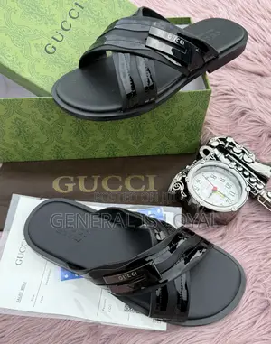 Gucci Slippers / Cross