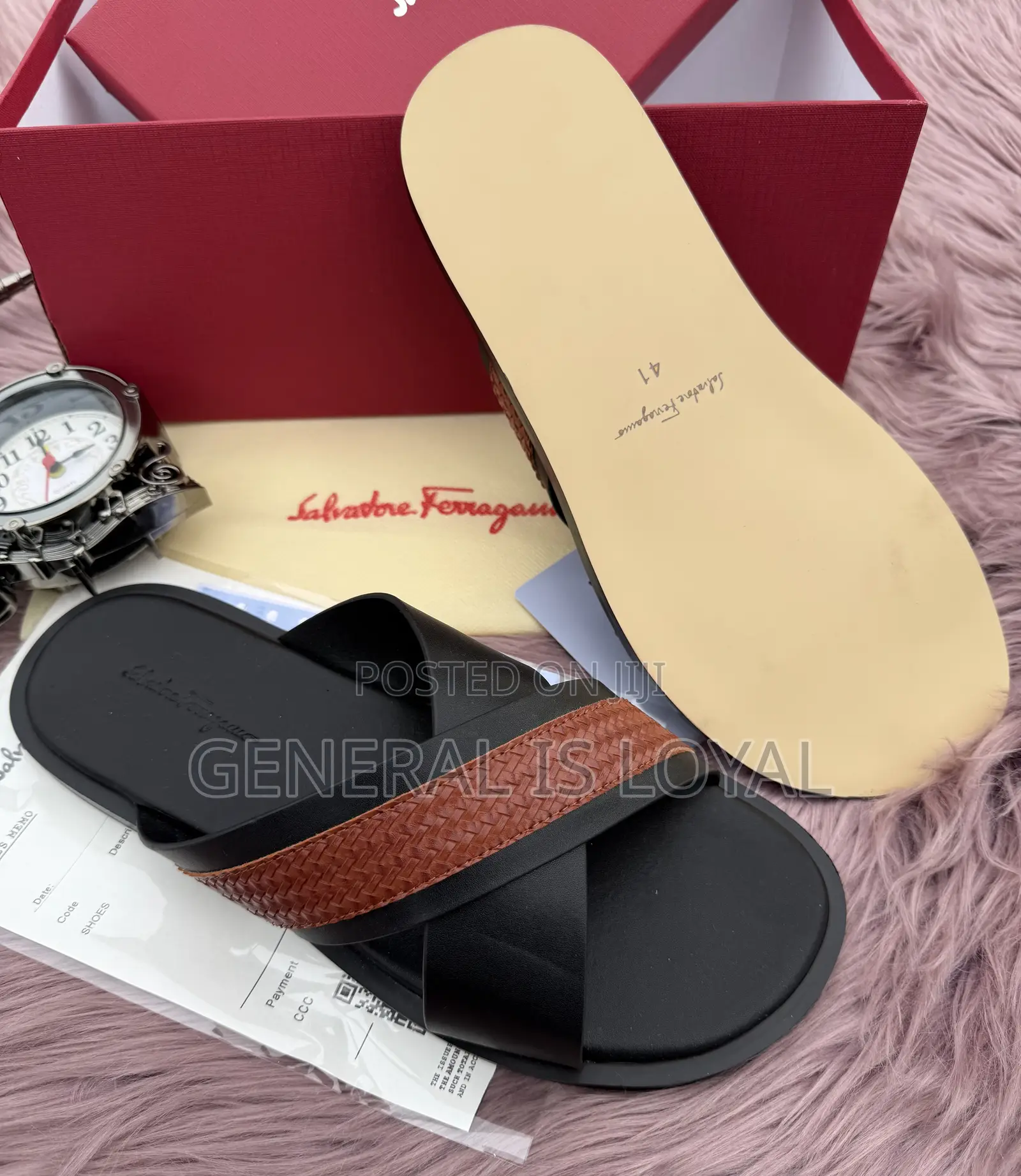 Salvatore Ferragamo Slippers / Cross