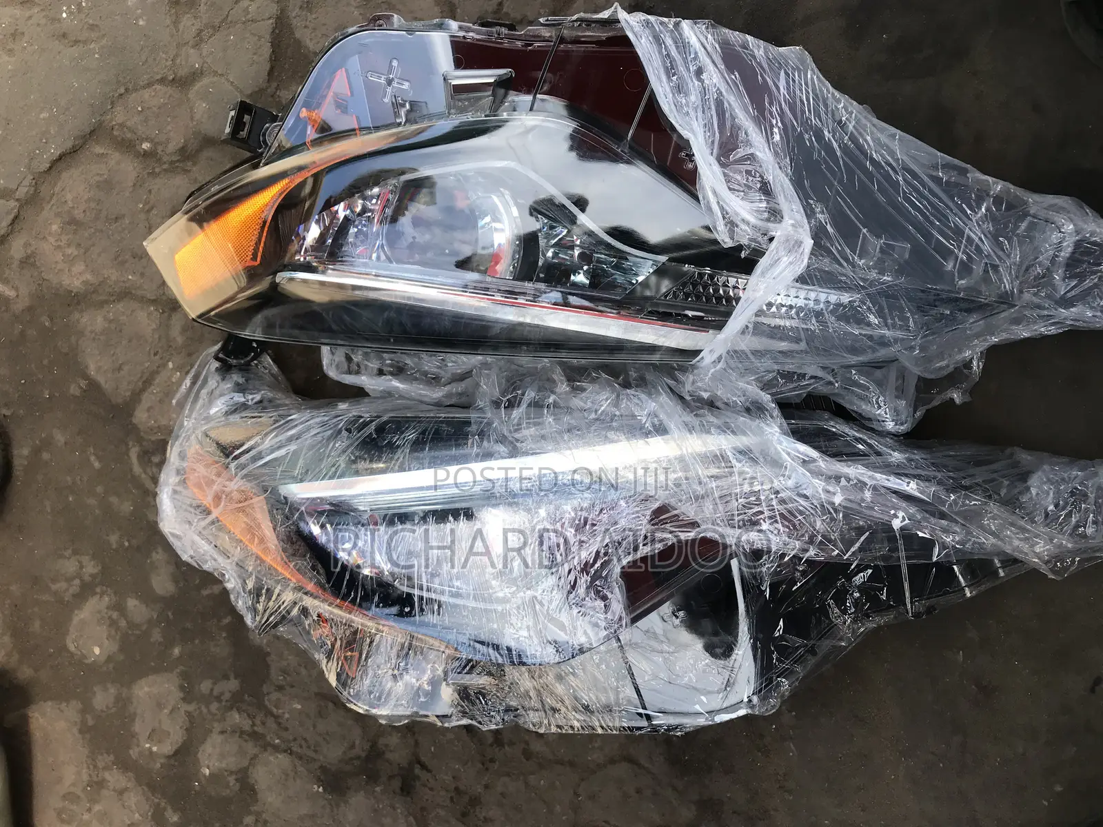 Toyota Corolla 2016 Headlight Normal Available