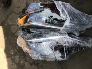 Toyota Corolla 2016 Headlight Normal Available