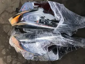 Toyota Corolla 2016 Headlight Normal Available