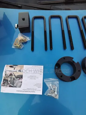 Tacoma 3.5" Front 3" Rear Full Leveling Lift Kit
