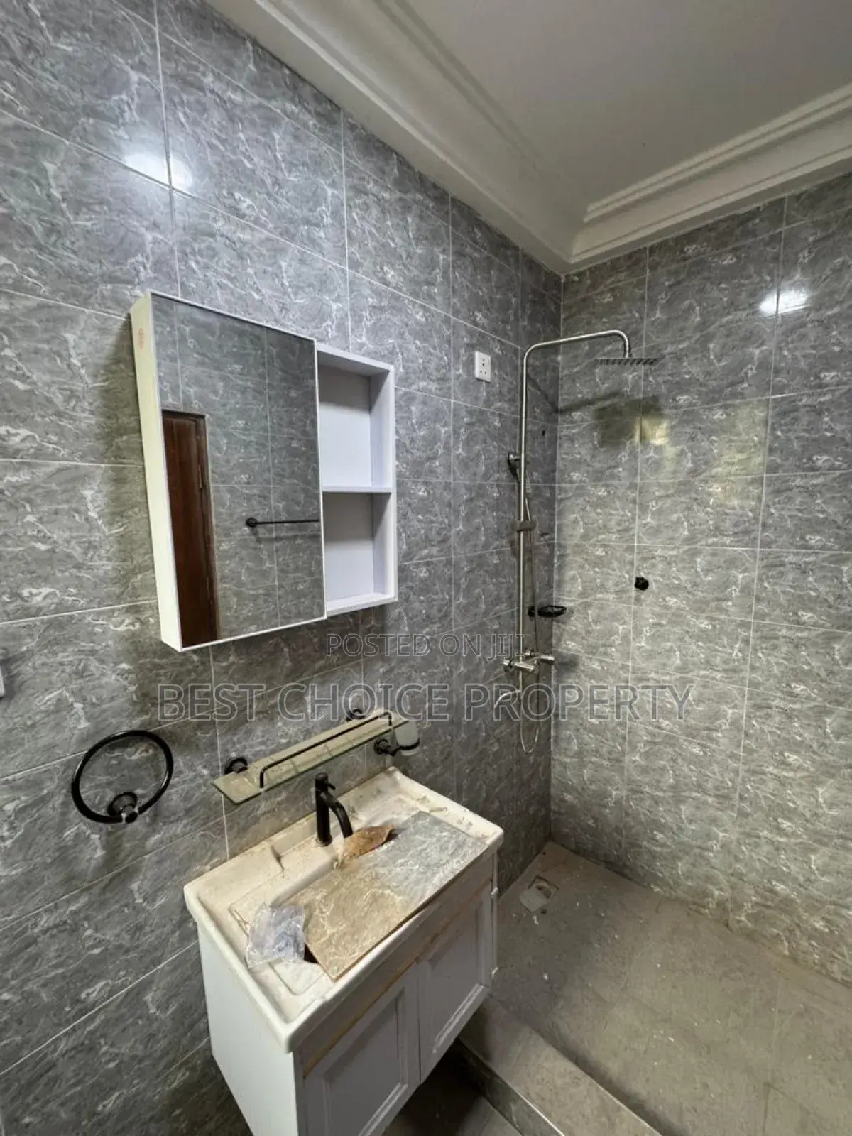 2bdrm Apartment in New Legon, Adenta for rent