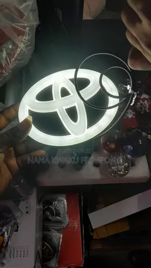Toyota 4d Front Crown Led Light