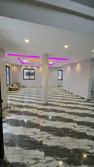 4bdrm House in Lake Side Estate for sale