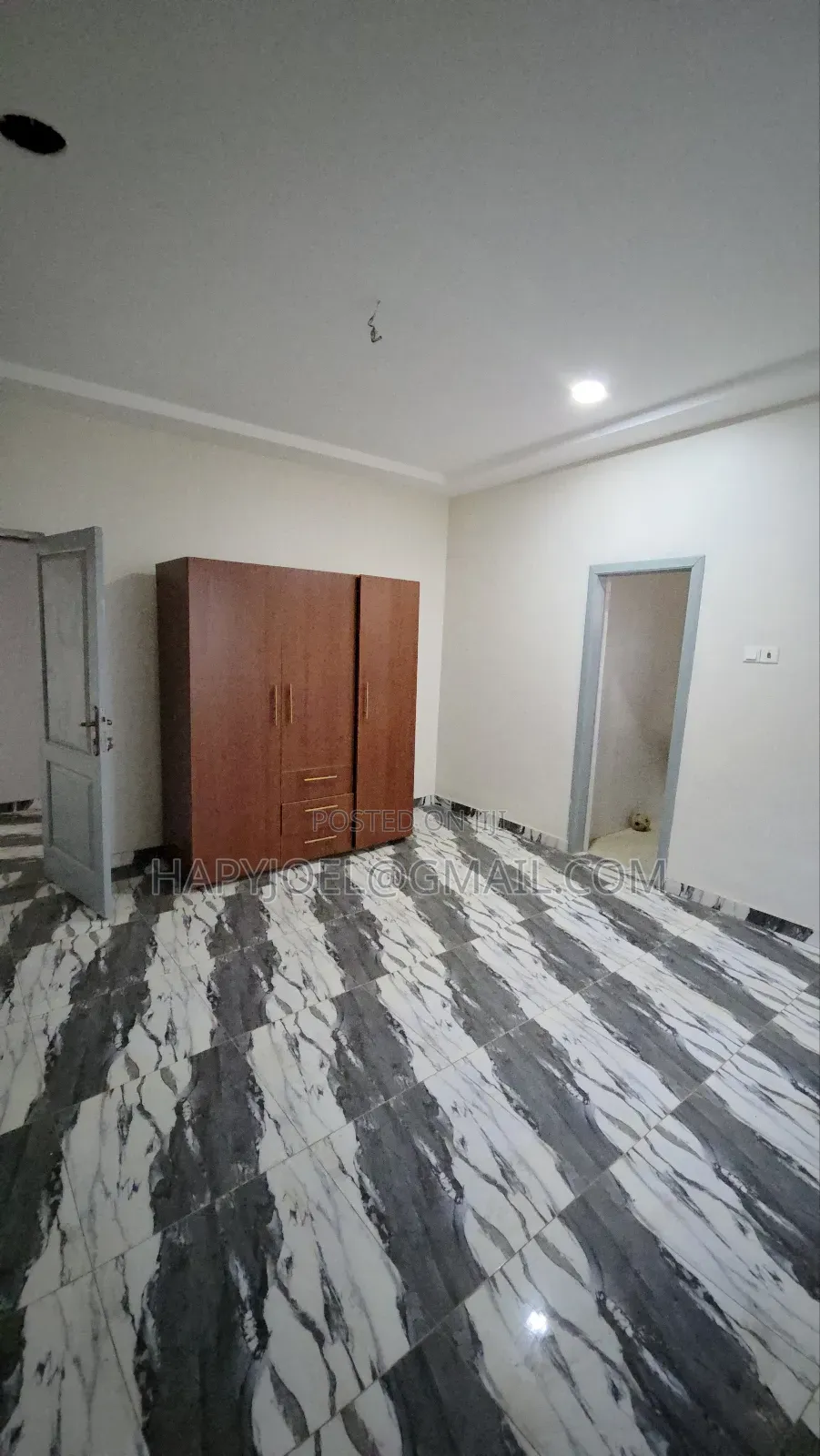 4bdrm House in Lake Side Estate for sale