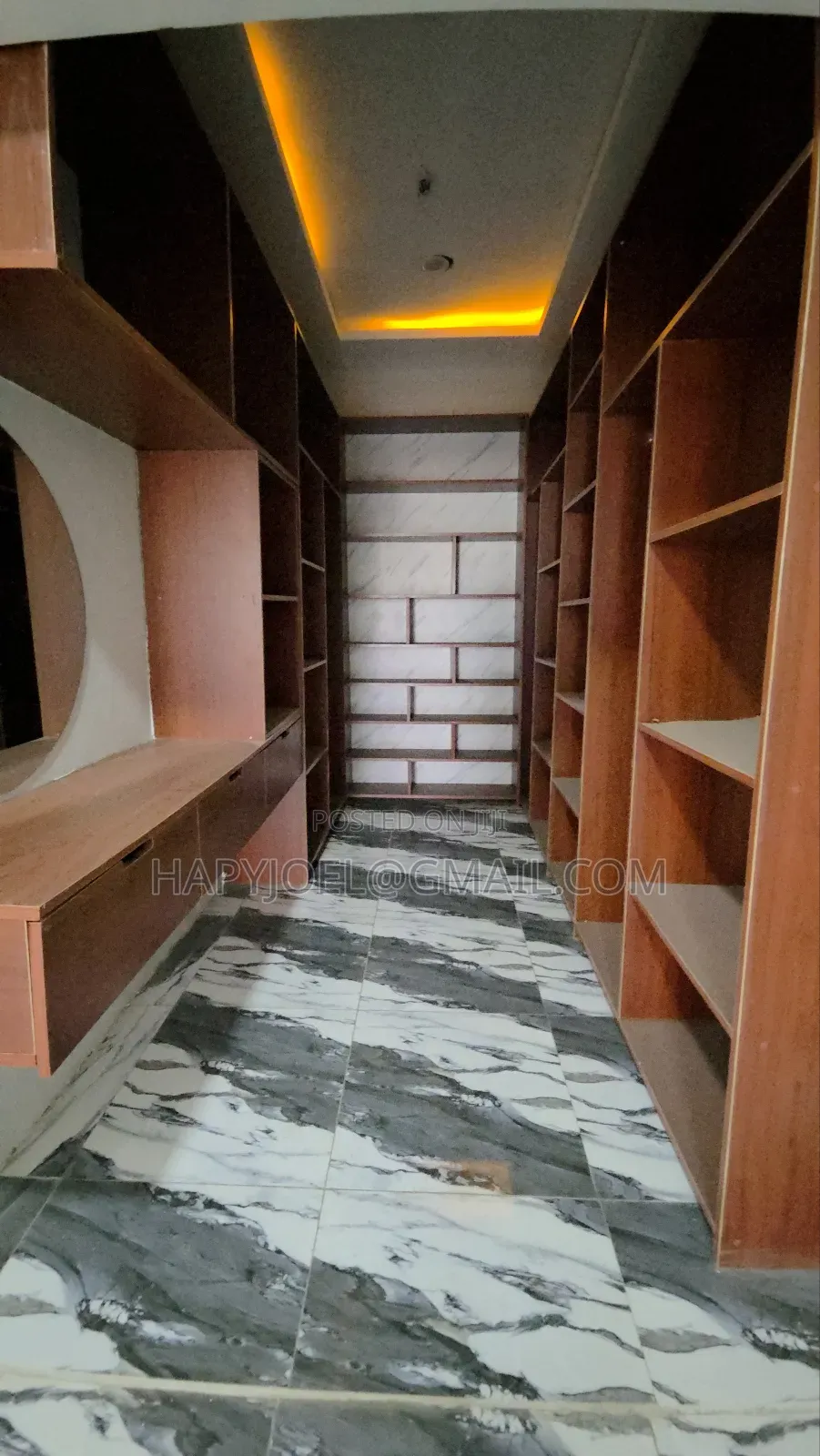4bdrm House in Lake Side Estate for sale