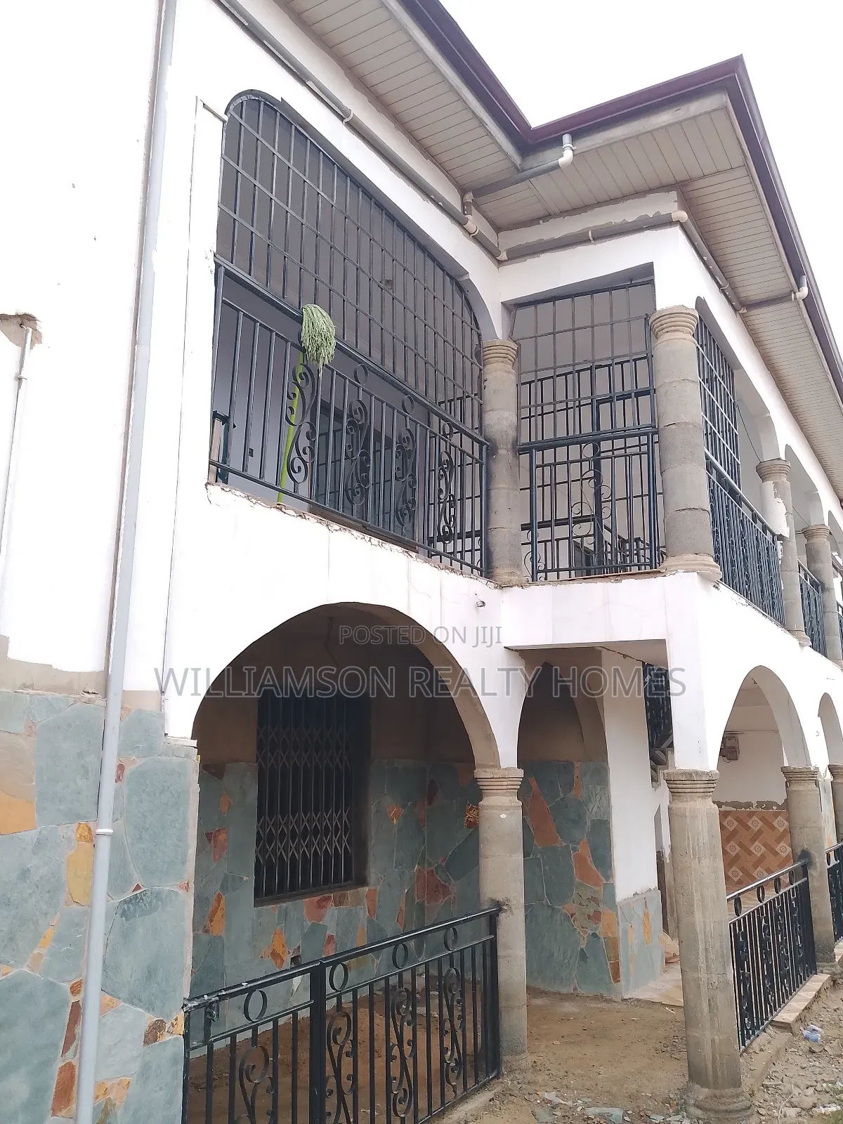 2bdrm Apartment in Community 18 Area, Spintex for rent