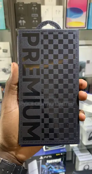 iPhone 14 Pro Max Protector