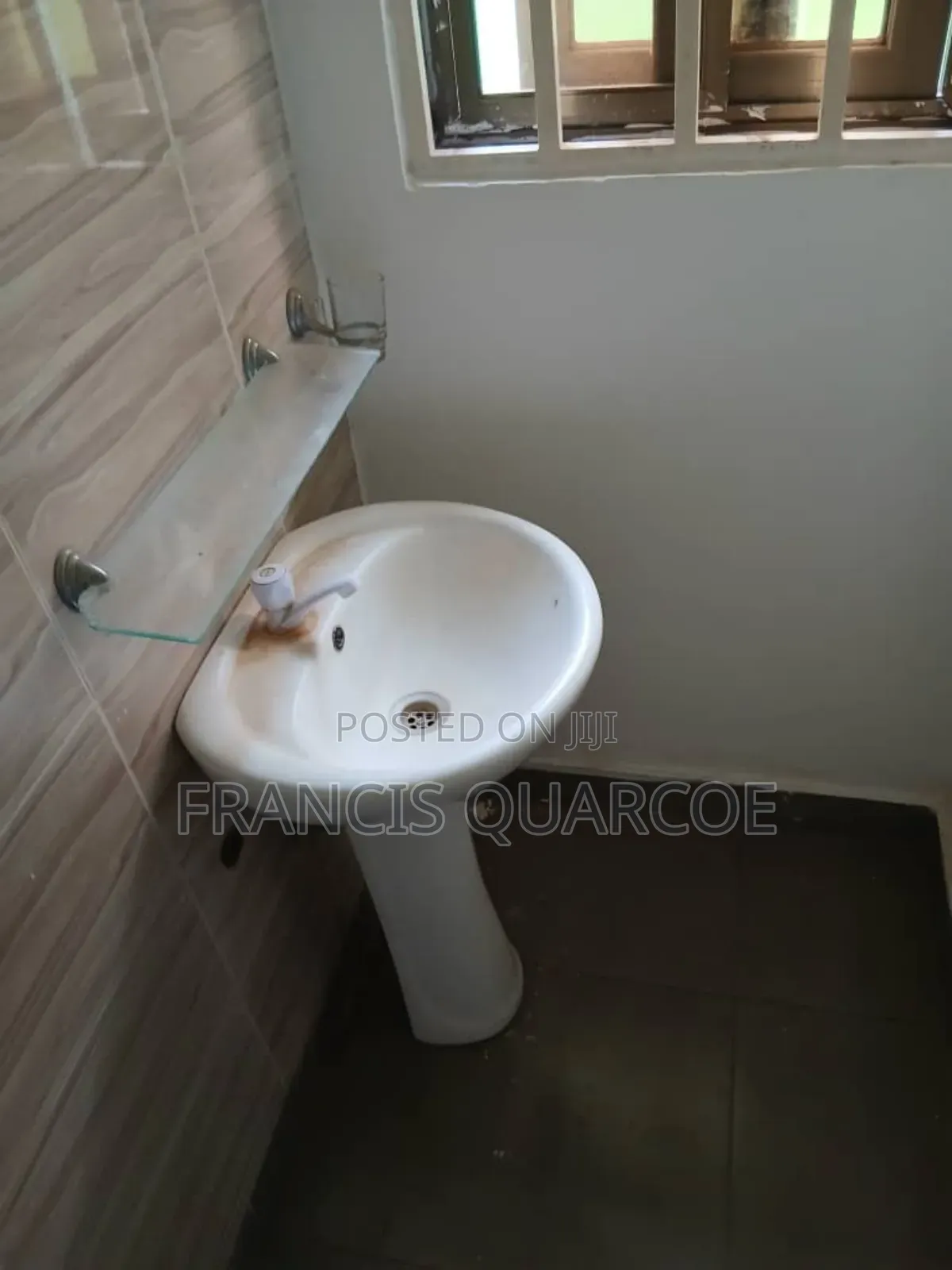 5bdrm House in Ashongman Estates for rent