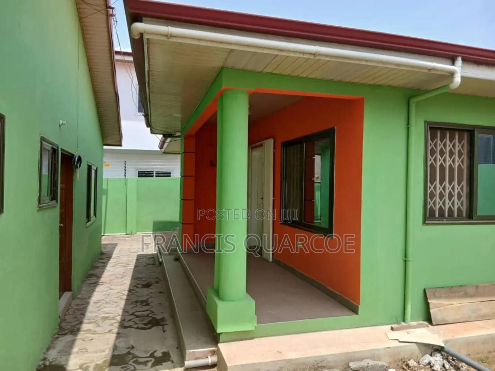 5bdrm House in Ashongman Estates for rent
