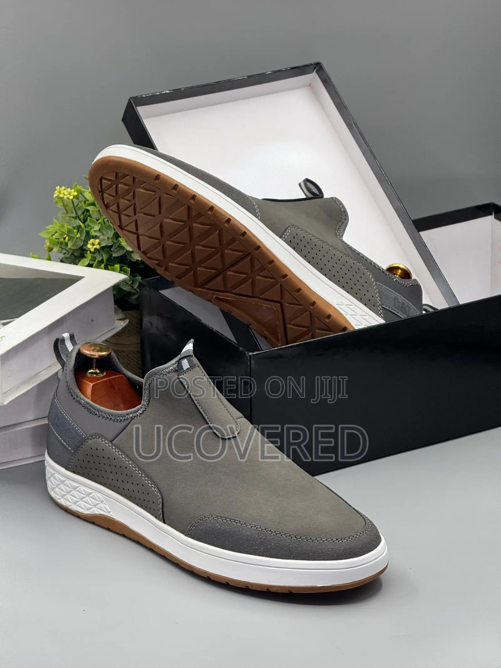 Caterpillar Slip-on Shoes Loafers Casual Walking Shoe