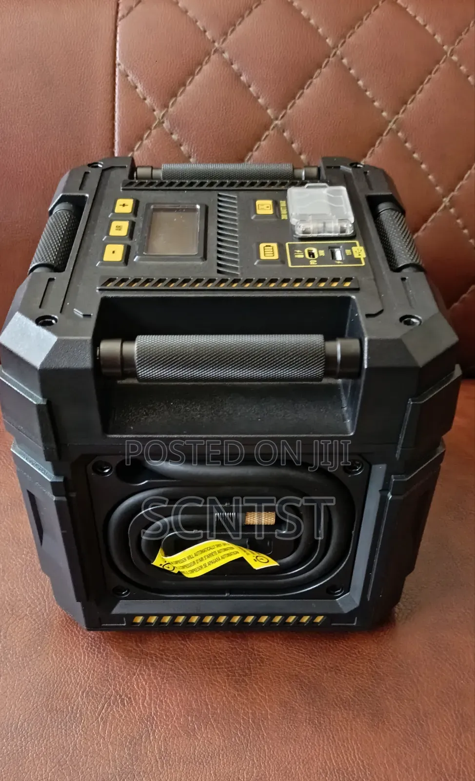Cat -Portable Car Jumper With Pump