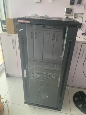 27u Rack 600 X 600