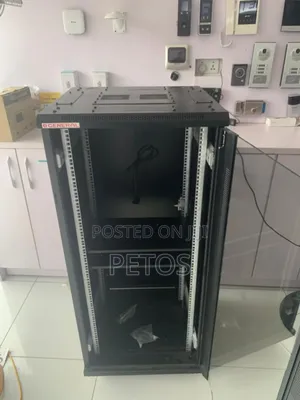 27u Rack 600 X 600
