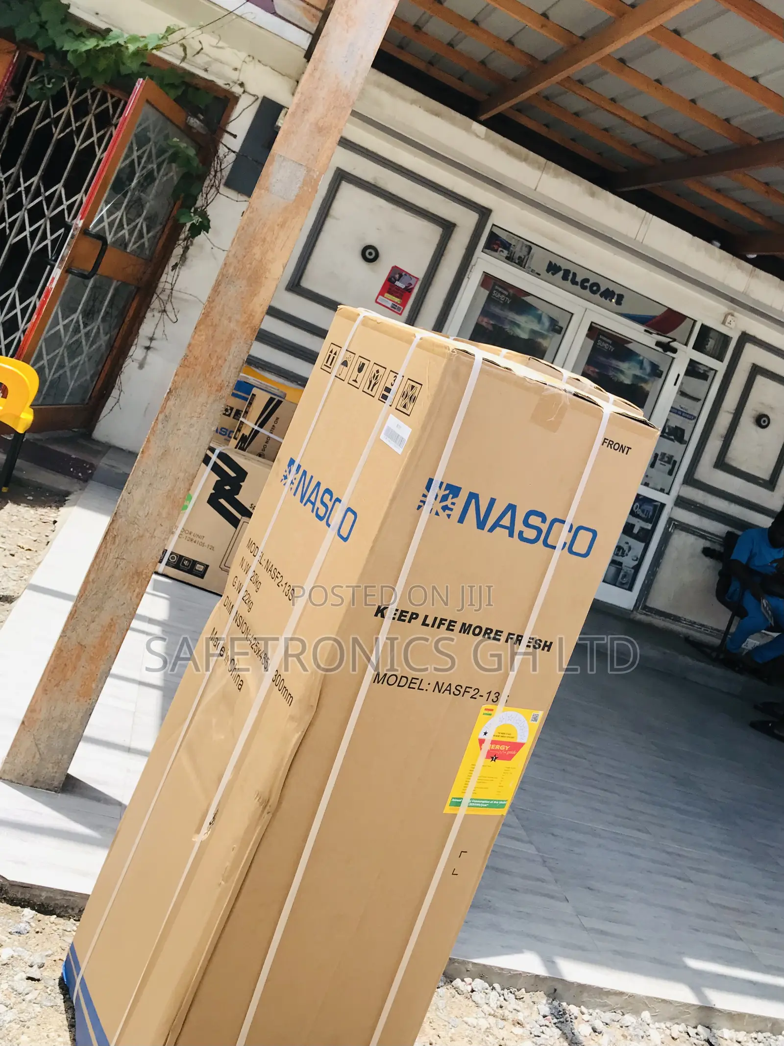 Massive Fast Doubledoor 116 Liters Nasf2-13 Topfreezer
