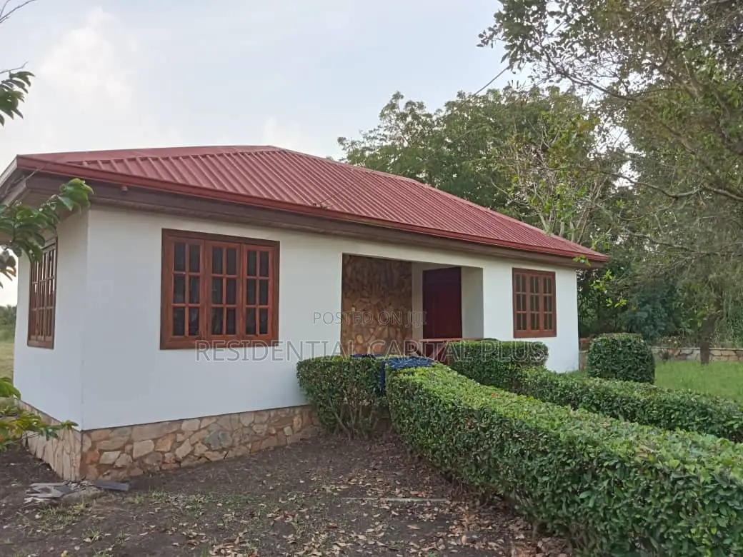 Furnished 3bdrm House in Stone Lodge, Asuogyaman for sale