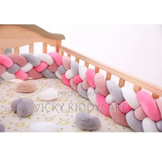 Twist Cot Bumper in Spintex Children's Furniture, Vicky Kiddy