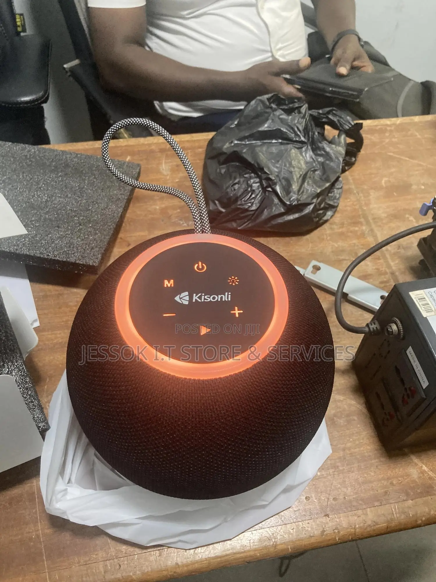 Kisonli Music Box Fm/ Bluetooth/ Sd Card / Aux / Pendrive