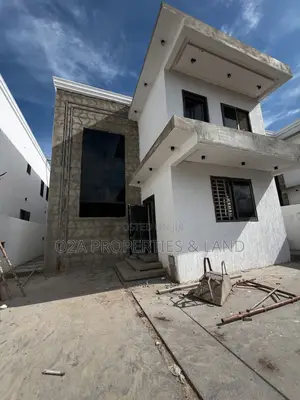 5bdrm House in Spintex, Baatsona Total for sale