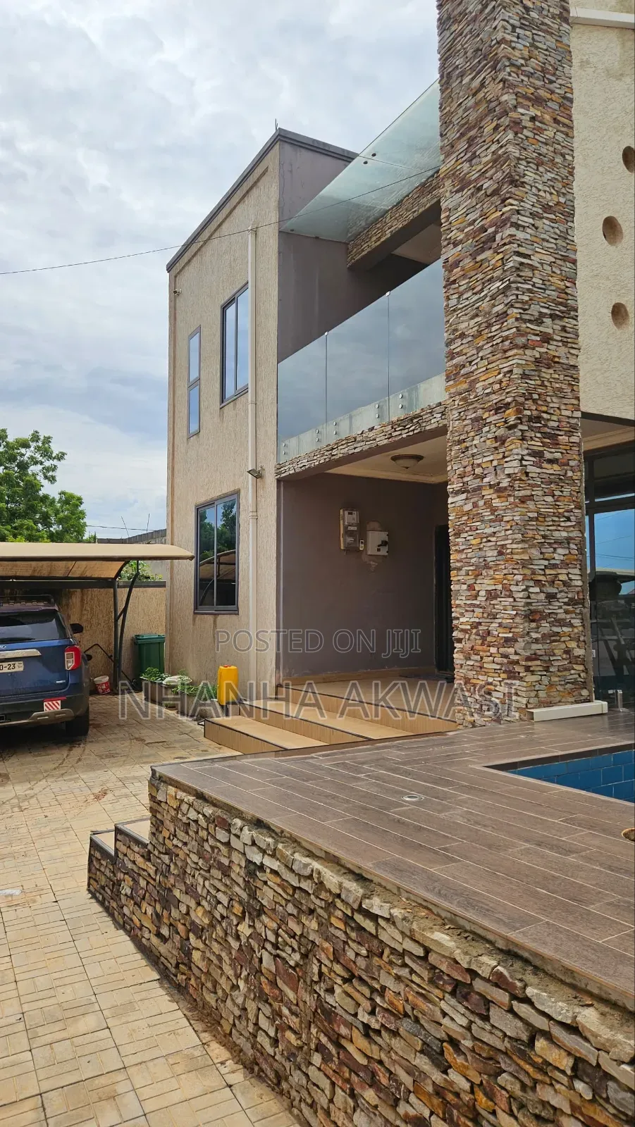 5bdrm House in Klagon, Tema Metropolitan for sale
