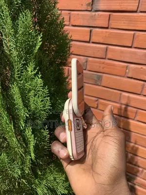Nokia 7373 Pink