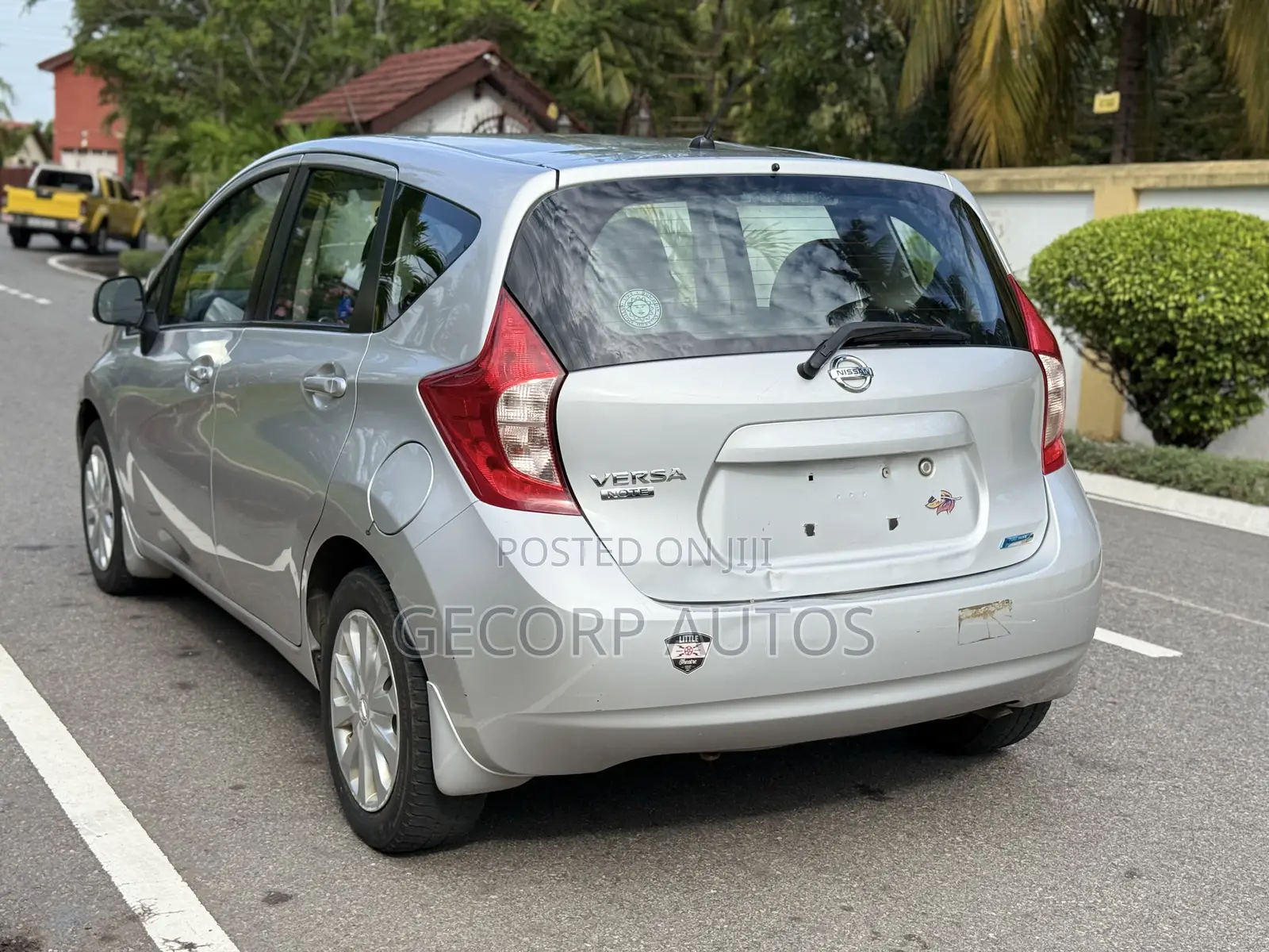 Nissan Versa 1.6 S 4dr Sedan (1.6L 4cyl 5M) 2014 Silver