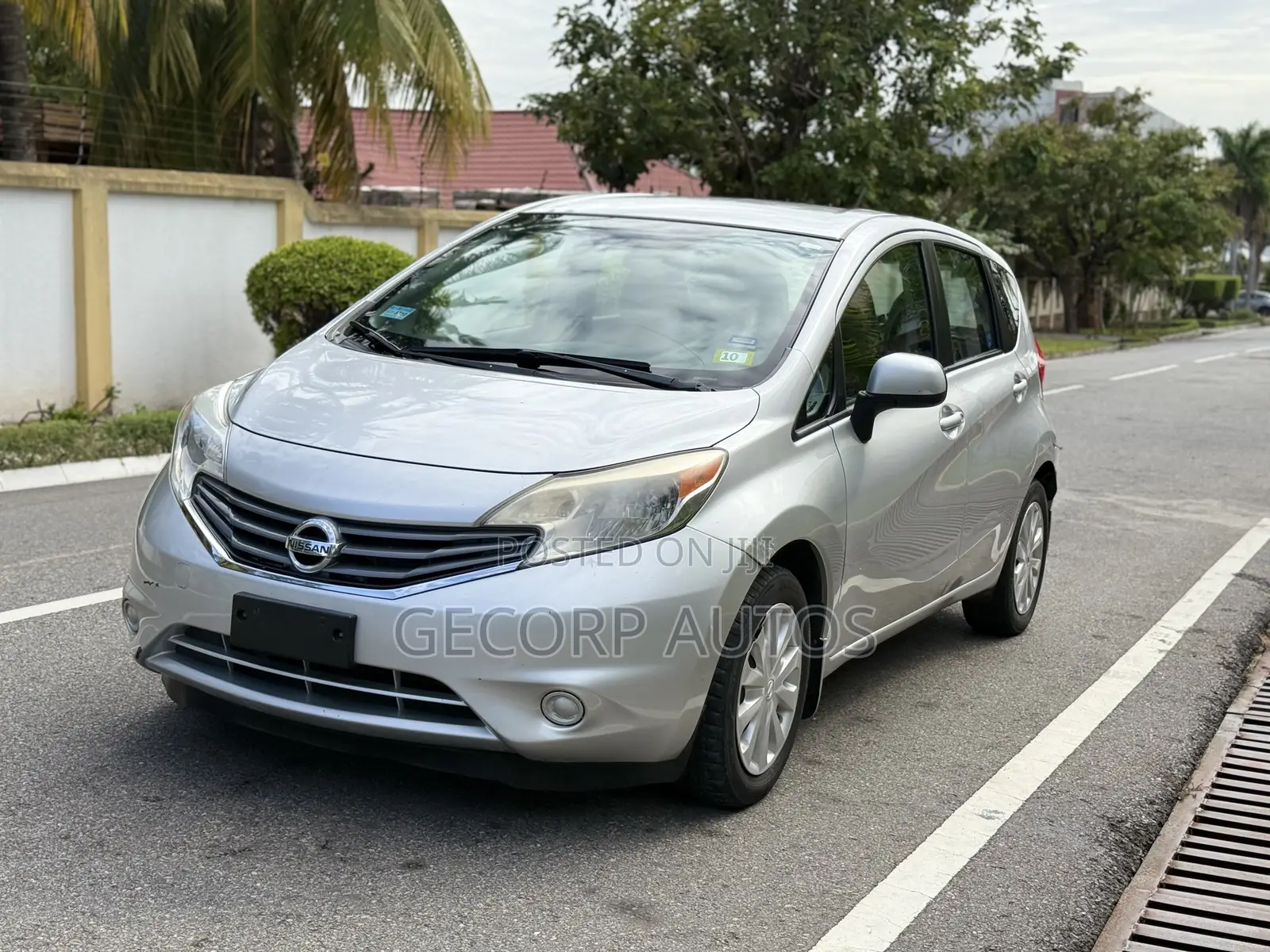 Nissan Versa 1.6 S 4dr Sedan (1.6L 4cyl 5M) 2014 Silver