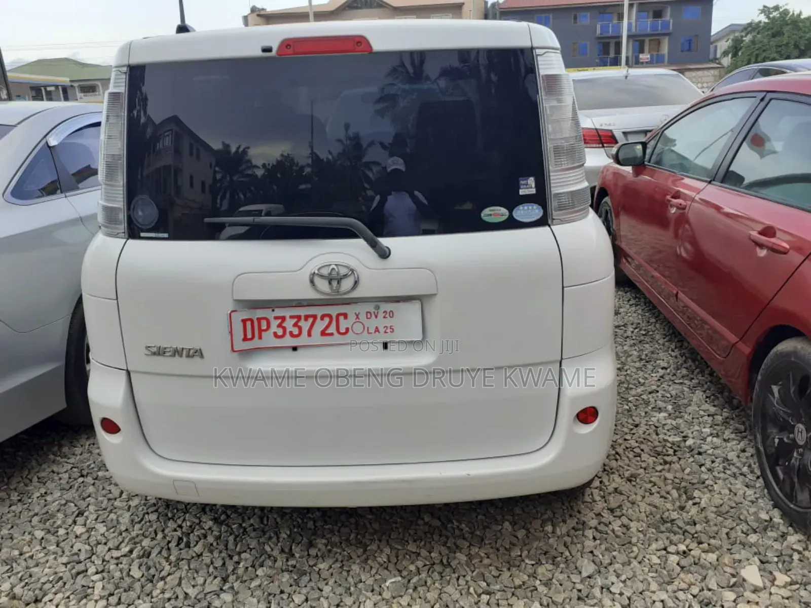Toyota Sienta 1.5 FWD 2014 White
