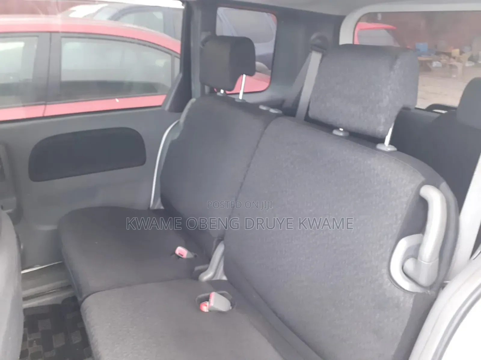 Toyota Sienta 1.5 FWD 2014 White