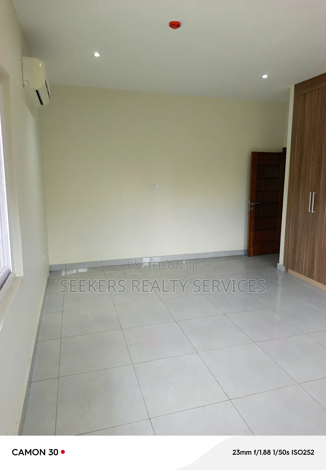 4bdrm Townhouse / Terrace in Seekers Realty, Cantonments for rent