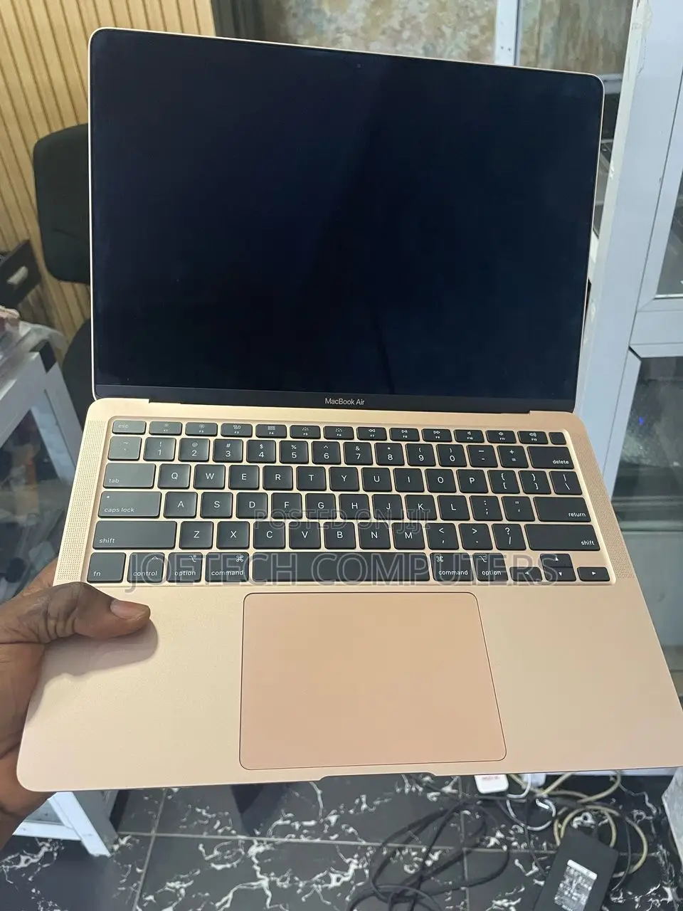 Laptop Apple MacBook Air 2020 8GB Intel Core i5 SSD 512GB