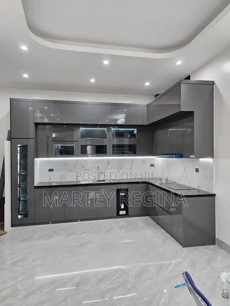 Luxury Kitchen Cabinets