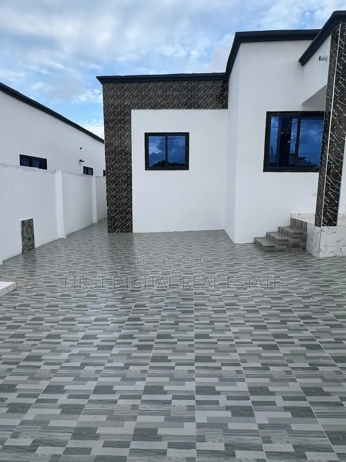 3bdrm House in First Digital Real, Ga South Municipal for sale